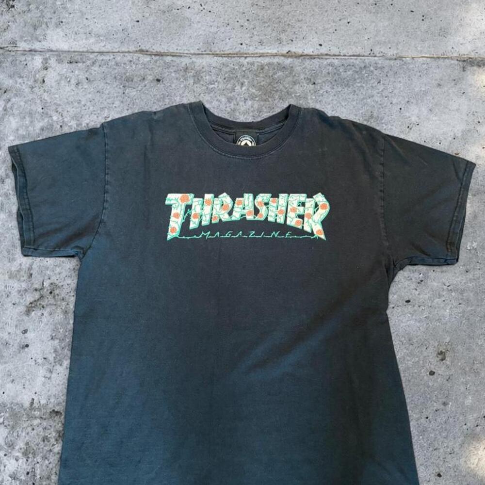 Thrasher Rose Logo Graphic Tee – Men’s Large